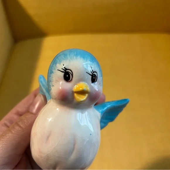 Vintage Bluebird Salt & Pepper Shakers blue white yellow pink anthropomorphic - Picture 7 of 11